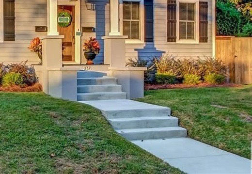 Residential Concrete Steps and Walkway